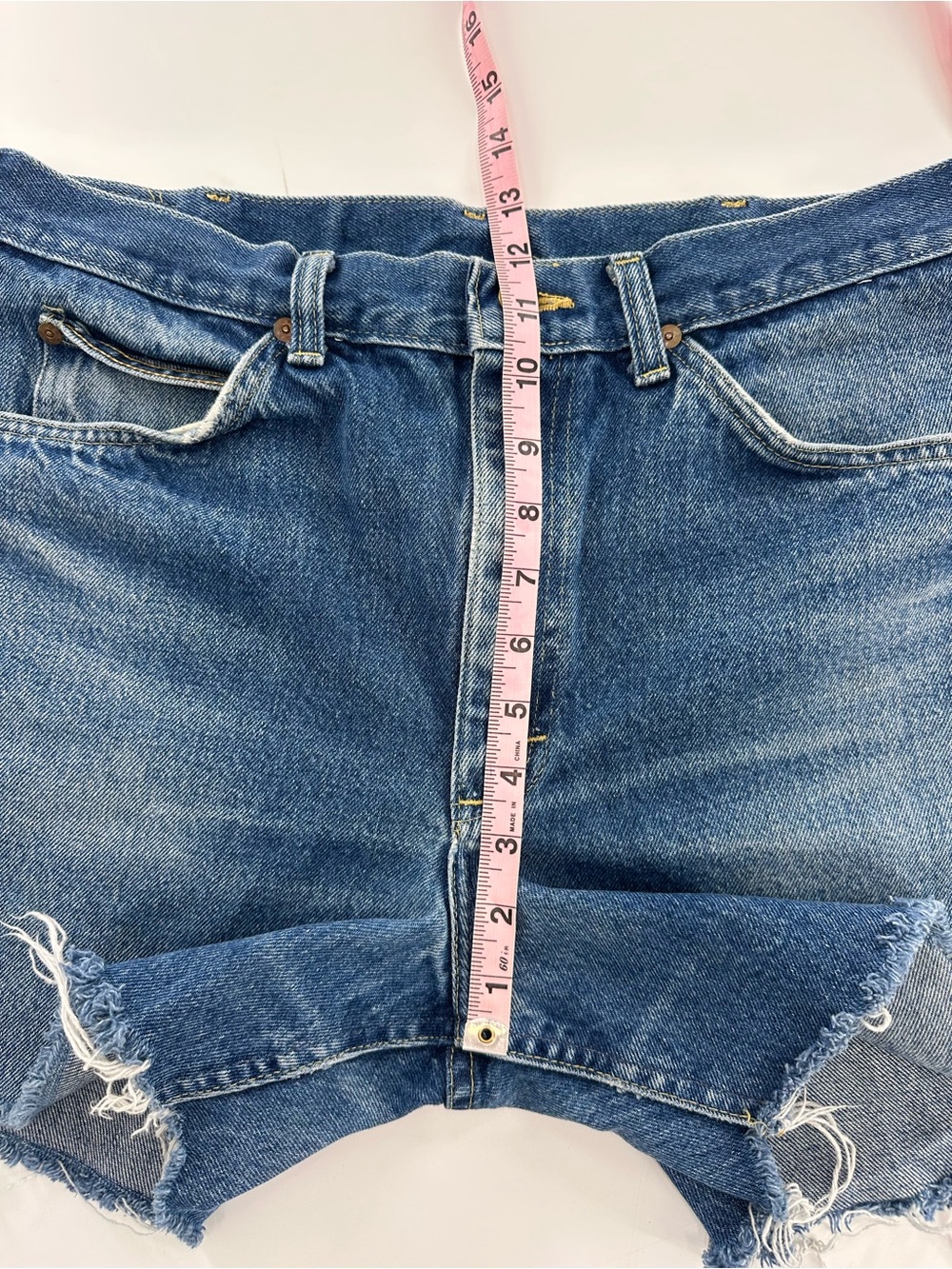 Vintage Lee Blue Denim Cutoff Shorts Size L - Picture 11 of 12